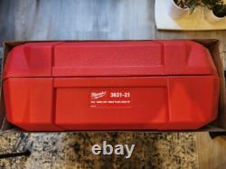 Milwaukee 3631-21 M12 12V 360 Single Plane Green Laser Level Kit Brand New