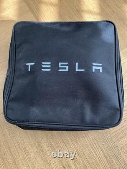 Tesla Gen 2 UMC Mobile Connector Charging Kit 1479075-00-C UK 3Pin Brand New