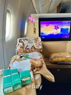 Thai Airways Royal First Class Gold La Mer Amenity Kit BRAND NEW