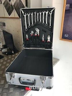 Top Tech 186 Piece Tool Kit In Silver Carry Case (Brand New To Our Range)