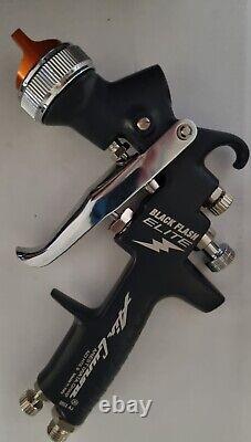 Anest Iwata Az3 Hte-s Black Flash Elite 1.3mm Pistolet À Vaporisateur + Free Cleaning Kit