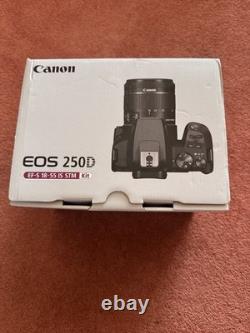 Appareil photo reflex numérique Canon EOS 250D 24,1 MP noir avec kit EF-S 18-55 mm III - Neuf