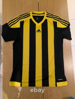 Kit de football 7 contre 7 Adidas noir et jaune tout neuf