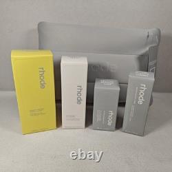 Le kit rhode Quatre essentiels quotidiens pour la peau avec trousse de toilette RRP 117 £ NOUVEAU