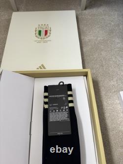 Maillot édition limitée Adidas Italie 125e anniversaire, taille moyenne, neuf dans sa boîte