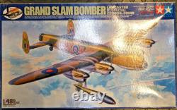 Maquette motorisée TAMIYA 1/48 du bombardier Grand Slam avec hélice en action, neuve<br/>