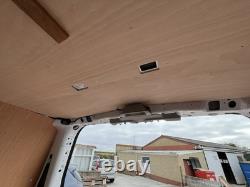 Revêtement de toit en contreplaqué Transit Custom 2023 pour panneaux de toit SWB, kit 6 mm, forme neuve

 	<br/>
