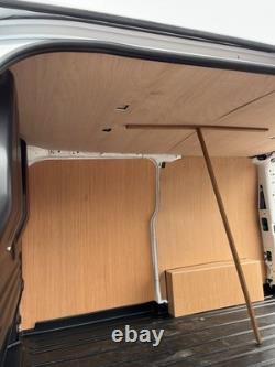 Revêtement de toit en contreplaqué Transit Custom 2023 pour panneaux de toit SWB, kit 6 mm, forme neuve
 
	<br/>
